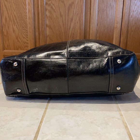 Fossil Vintage Black Patent Leather Tote Bag - Picture 4 of 5